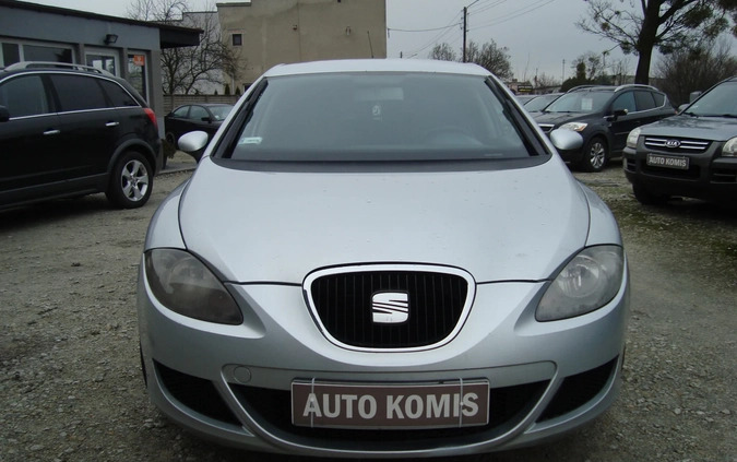 Seat Leon cena 13900 przebieg: 220000, rok produkcji 2006 z Łomianki małe 56